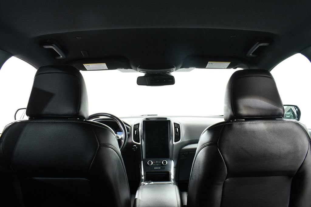 Used 2022 Ford Edge ST image 17