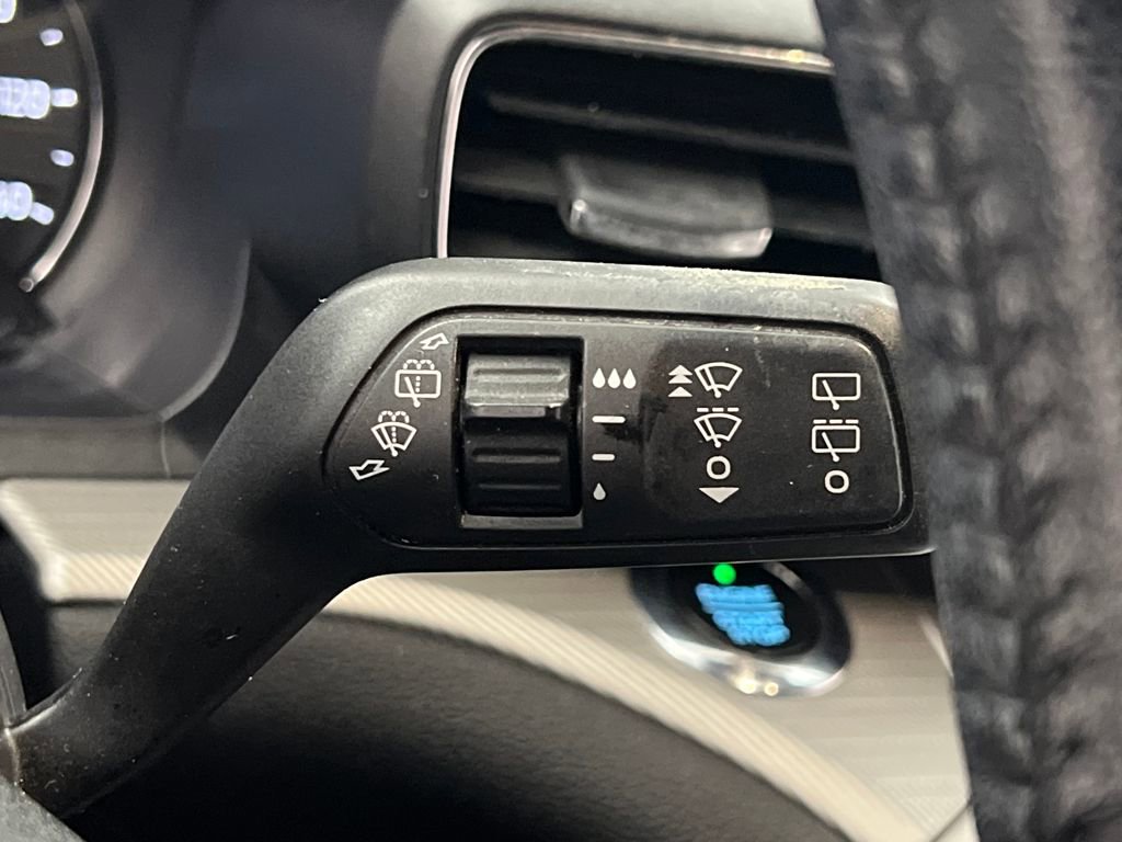 Used 2021 Ford Explorer XLT w/ Equipment Group 202A image 47