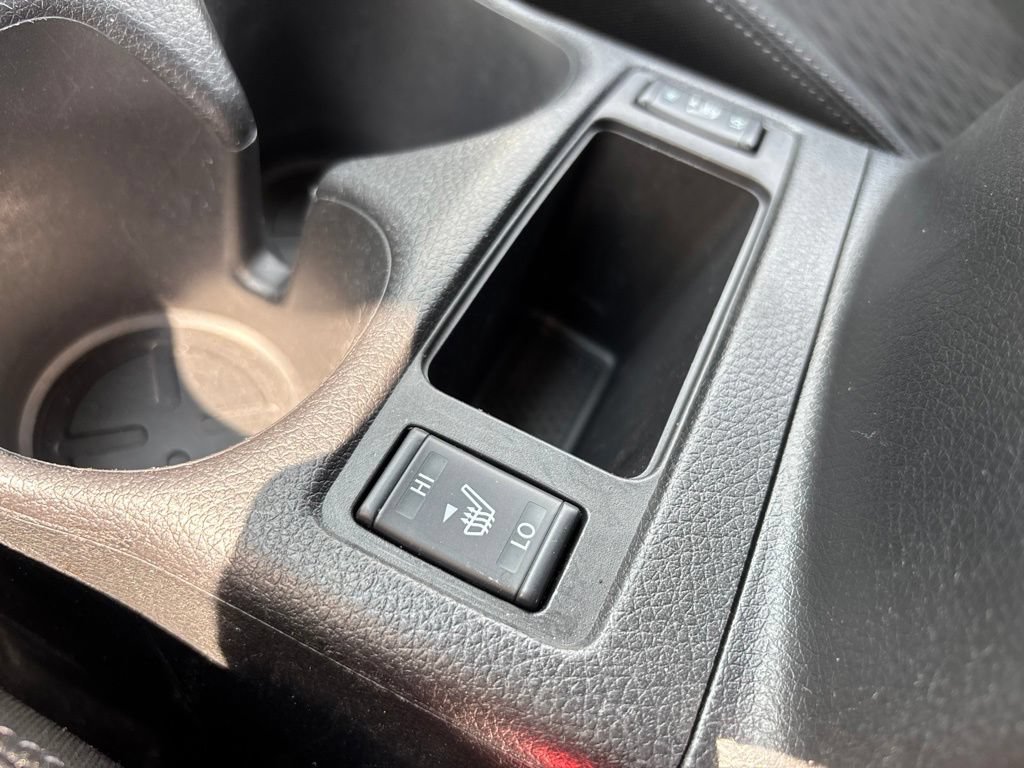 Used 2020 Nissan Rogue SV AWD/4WD image 26