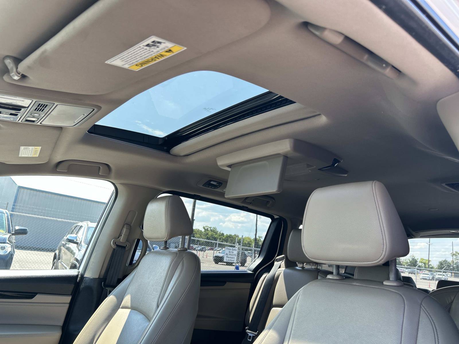 Used 2023 Honda Odyssey Touring image 28