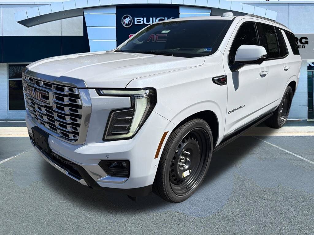 New 2026 GMC Yukon Denali w/ Denali Reserve Package AWD/4WD image 3