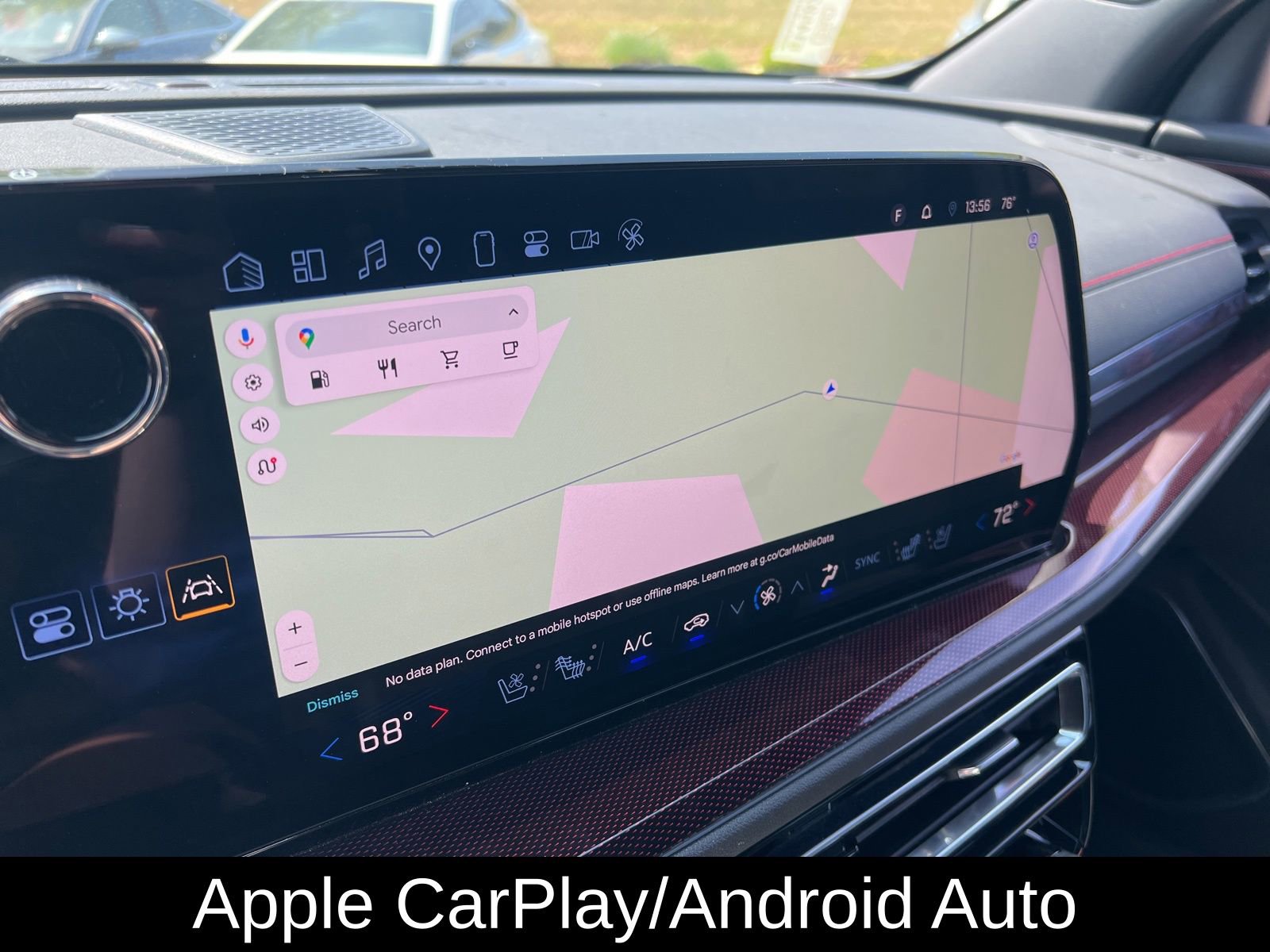 Used 2024 Chevrolet Traverse RS image 17