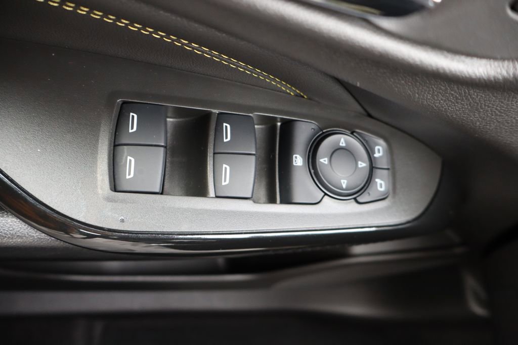 Used 2025 Chevrolet Trax ACTIV w/ Driver Confidence Package image 23