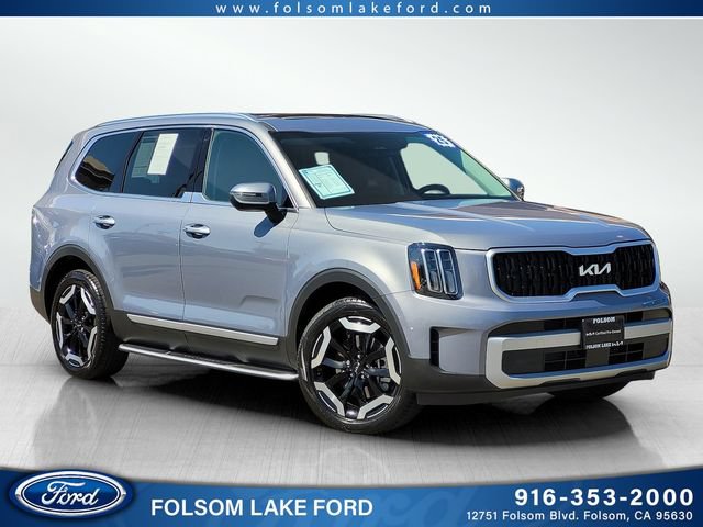Used 2025 Kia Telluride EX w/ EX Captain's Chair Package