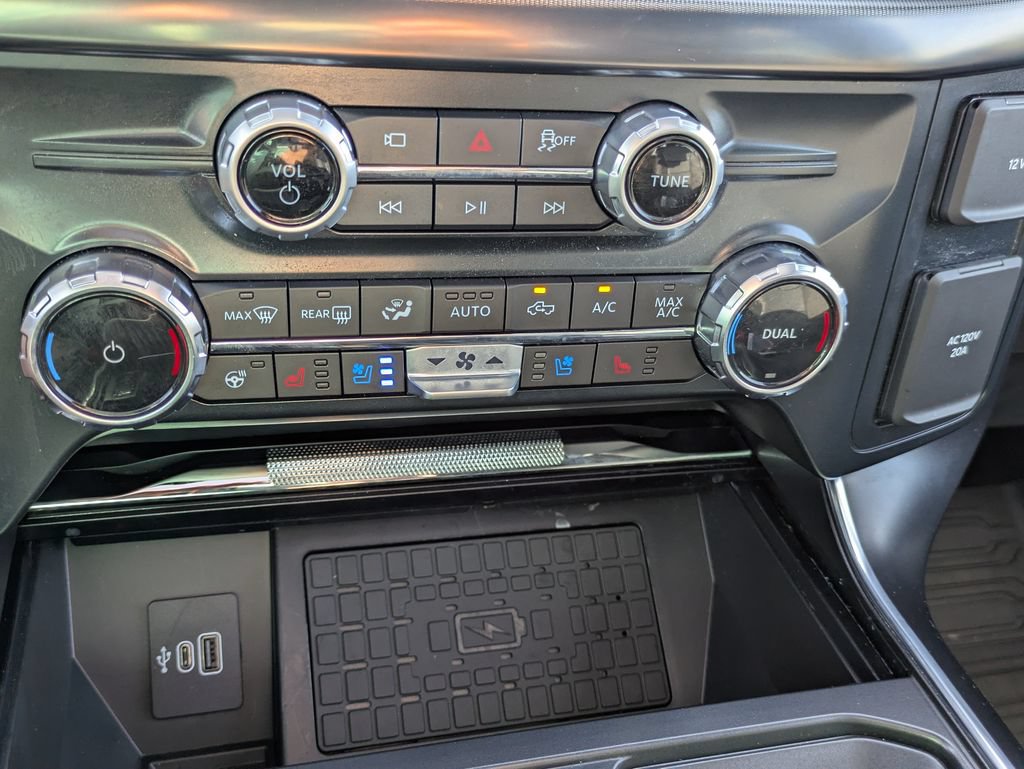 Used 2025 Ford F150 Raptor AWD/4WD image 17