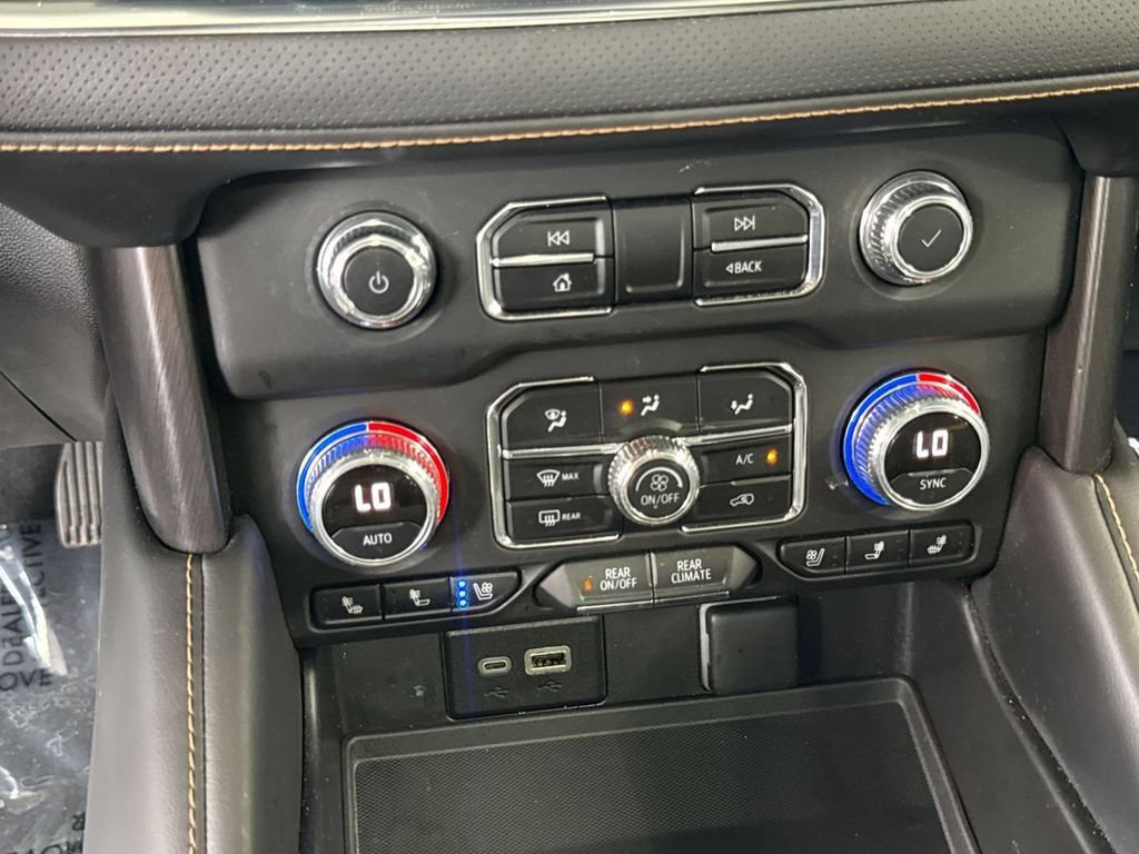 Used 2023 GMC Yukon AT4 AWD/4WD image 23