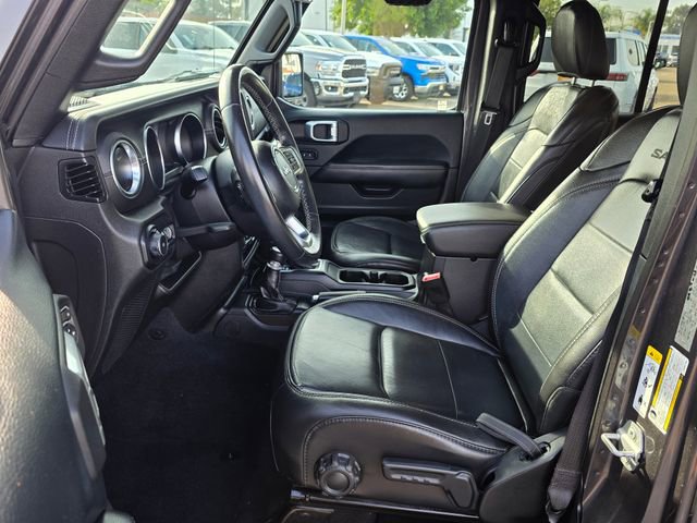 Used 2019 Jeep Wrangler Unlimited Sahara AWD/4WD image 17