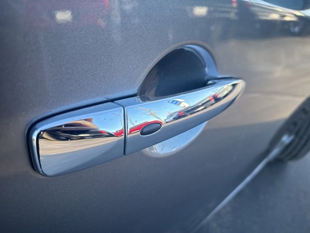 Used 2016 Nissan Sentra SL w/ Technology Package image 10