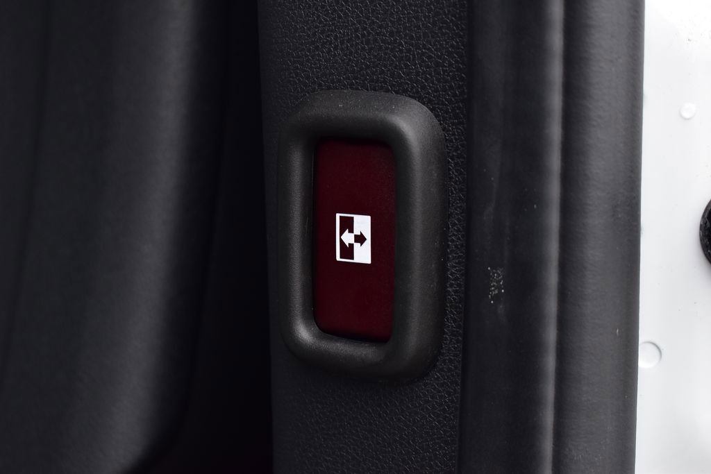 Certified 2025 Mercedes-Benz Sprinter 2500 image 33