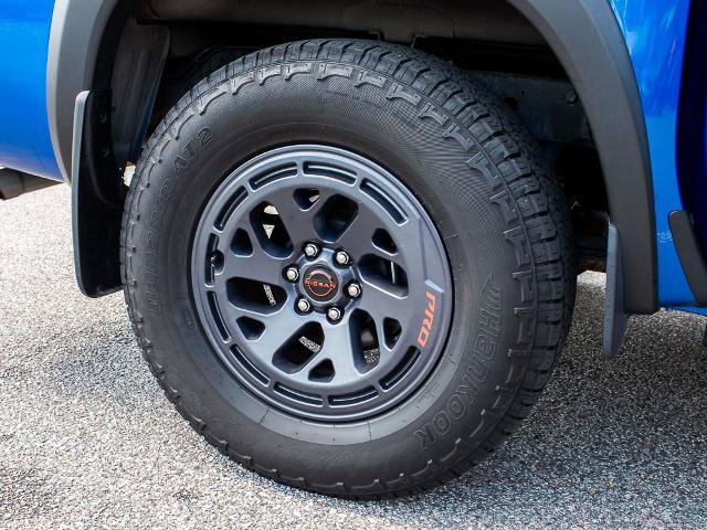Used 2025 Nissan Frontier PRO-4X AWD/4WD image 7