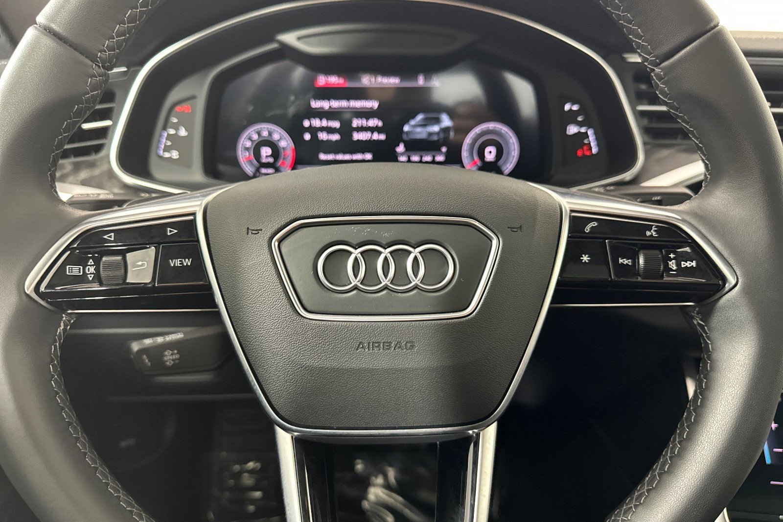 Used 2025 Audi A6 3.0T Premium image 21