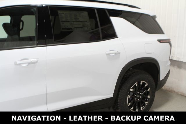 New 2026 Chevrolet Traverse Z71 w/ LPO, Floor Liner Package image 10