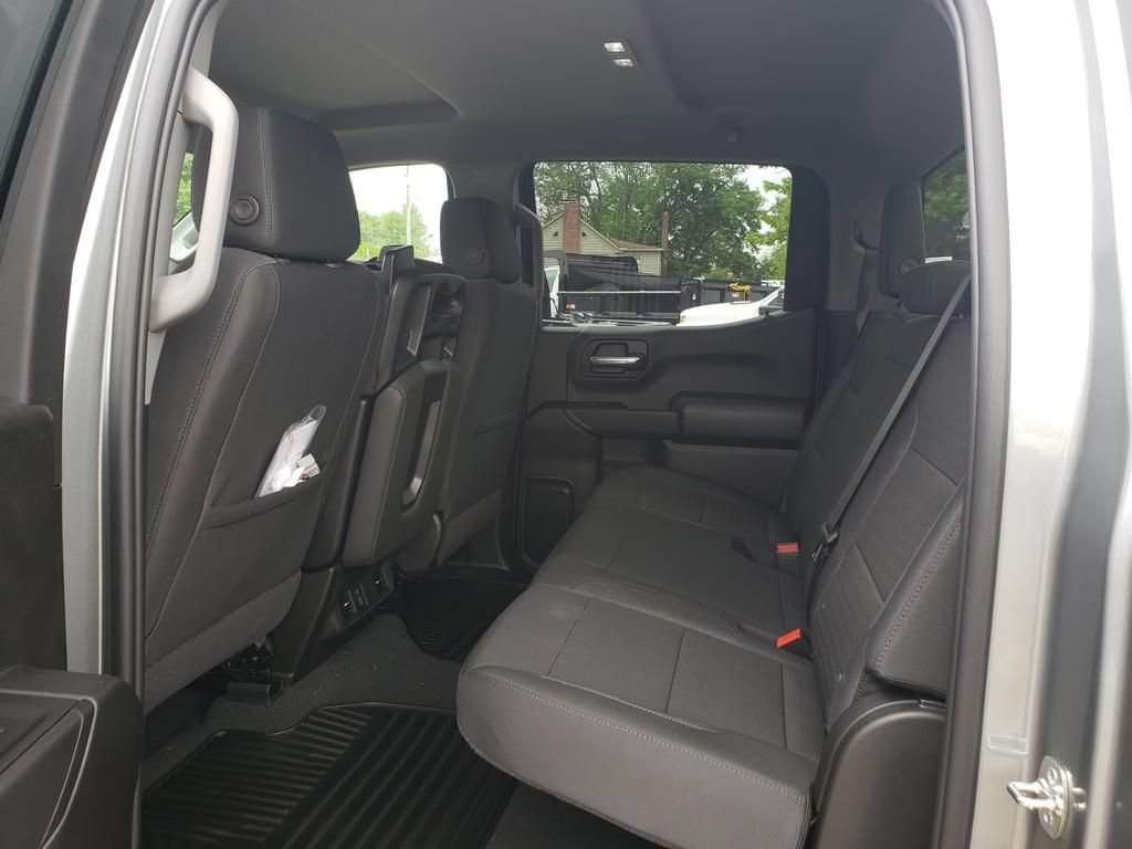 New 2026 Chevrolet Silverado 1500 Custom AWD/4WD image 14