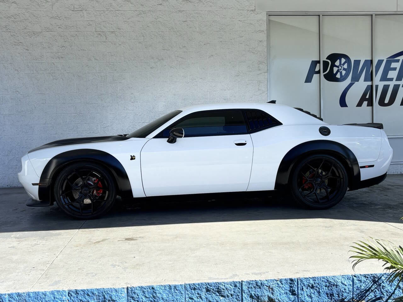 Used 2019 Dodge Challenger R/T image 6