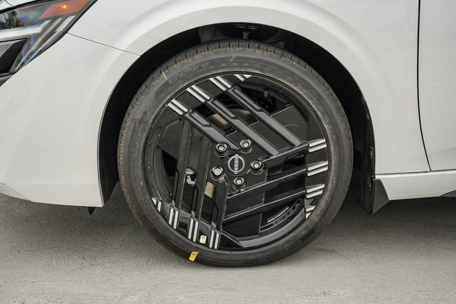 New 2027 Nissan Sentra SR FWD image 11