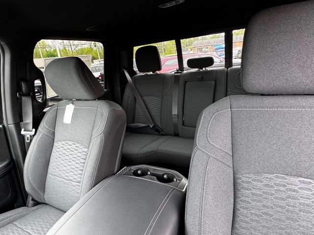 New 2026 RAM 2500 Big Horn AWD/4WD image 33