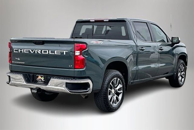 Used 2025 Chevrolet Silverado 1500 LT w/ Safety Package AWD/4WD image 5