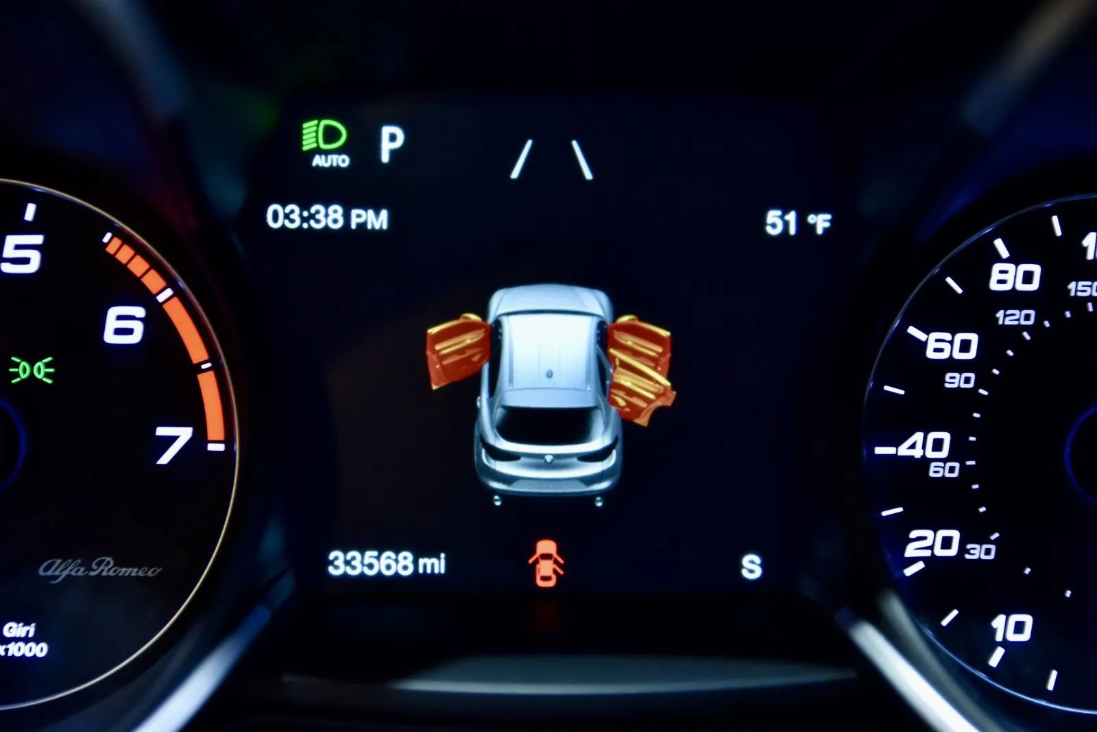 Used 2023 Alfa Romeo Stelvio Ti w/ Active Assist Plus Package image 28