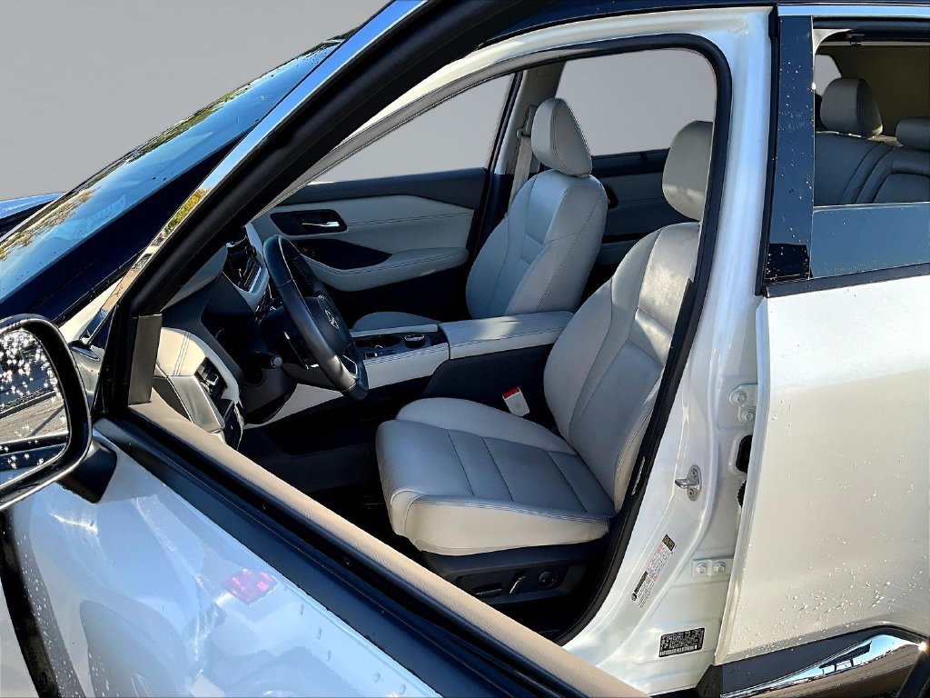Used 2023 Nissan Rogue SL w/ SL Premium Package AWD/4WD image 26
