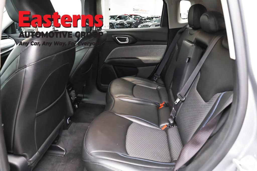 Used 2022 Jeep Compass Latitude AWD/4WD image 20