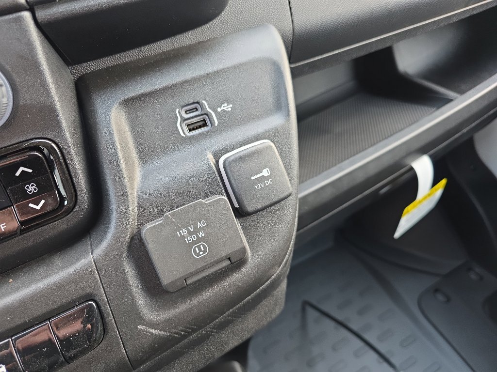 New 2026 RAM ProMaster 3500 w/ Convenience Group image 25