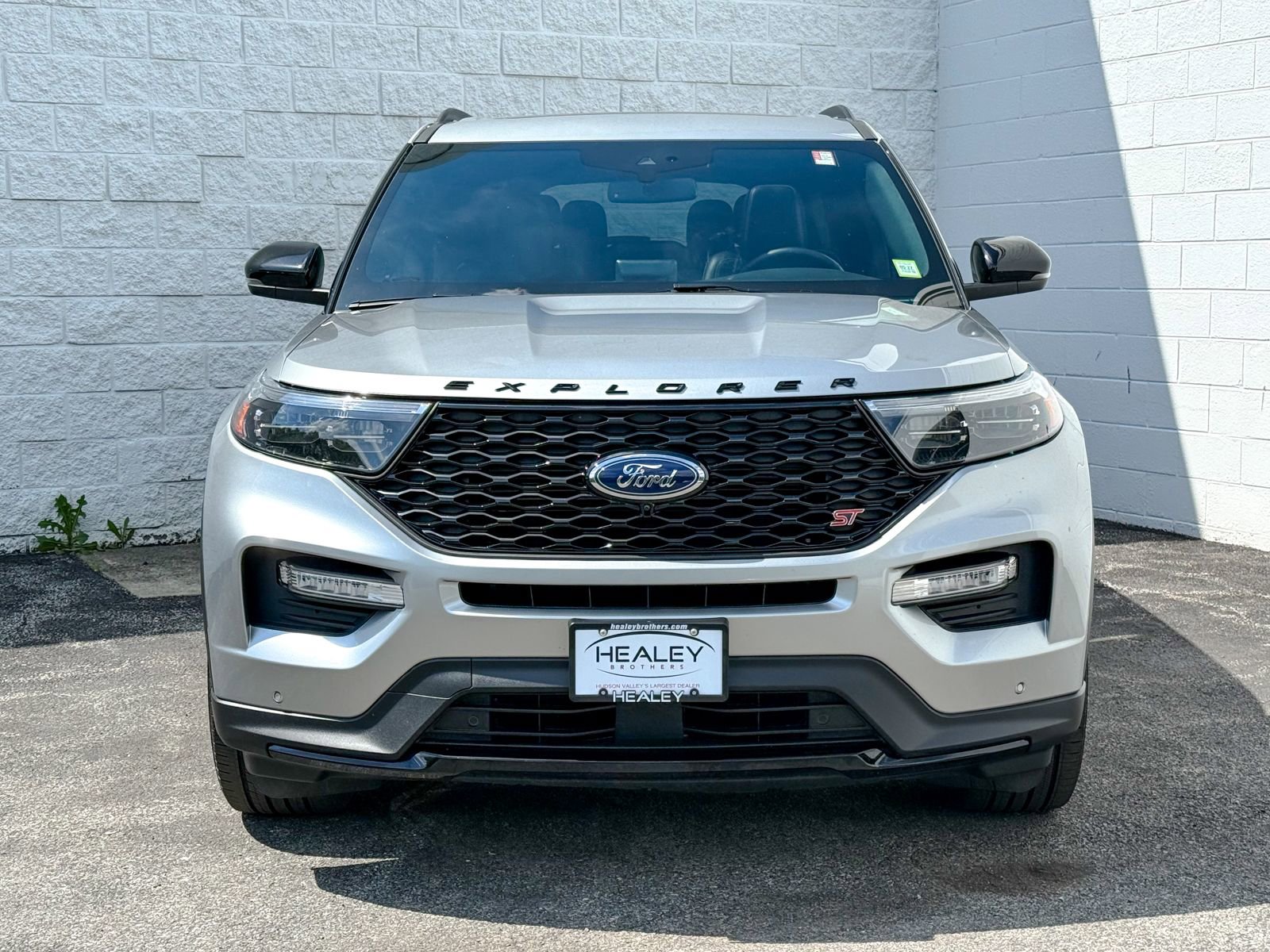 Used 2024 Ford Explorer ST w/ Equipment Group 401A AWD/4WD image 2