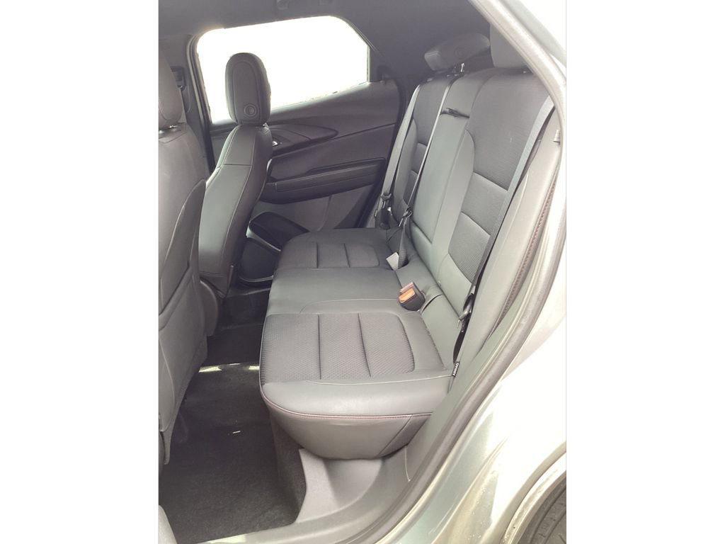 Used 2023 Chevrolet TrailBlazer RS image 13