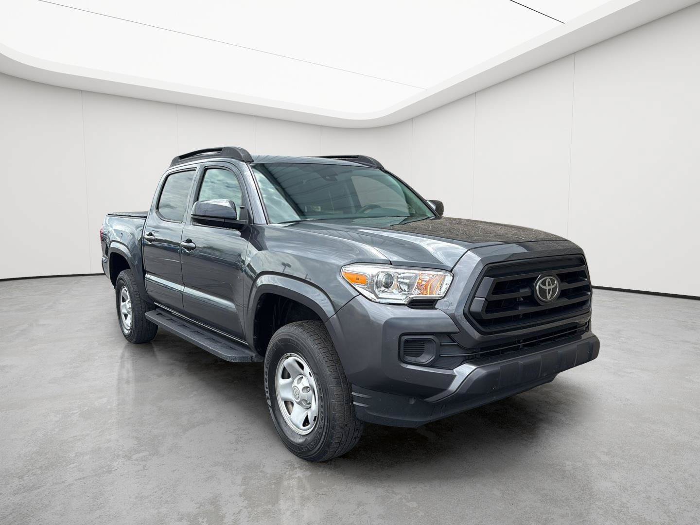 Used 2023 Toyota Tacoma SR AWD/4WD image 2