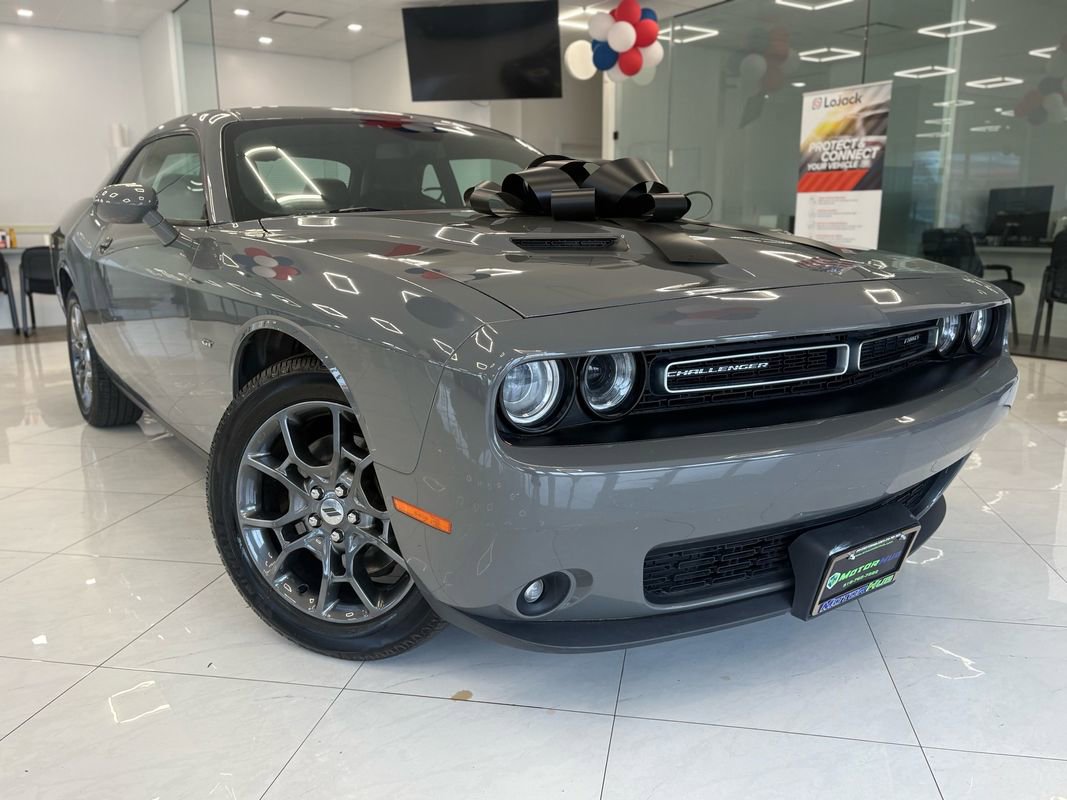 Used 2017 Dodge Challenger GT w/ Driver Convenience Group AWD/4WD image 3