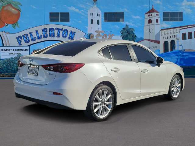Used 2017 MAZDA MAZDA3 Grand Touring FWD image 3