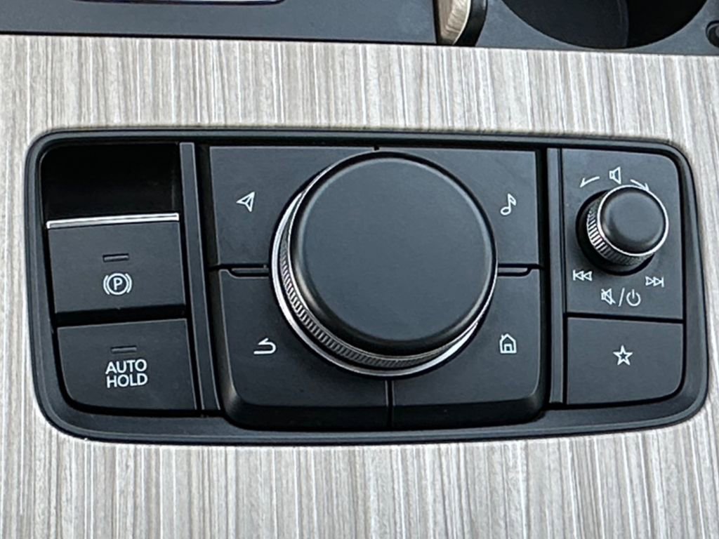 Used 2024 MAZDA CX-90 Plug-In Hybrid w/ Preferred AWD/4WD image 19