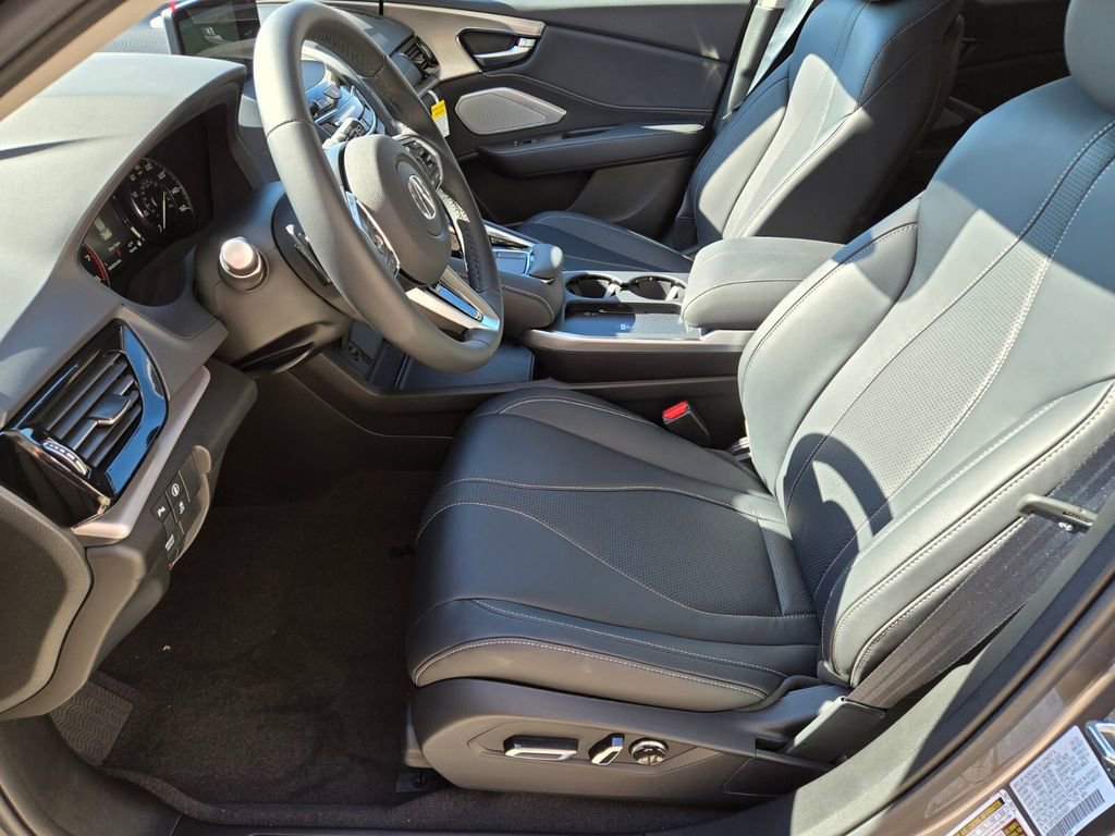 Used 2025 Acura RDX SH-AWD w/ Technology Package image 12
