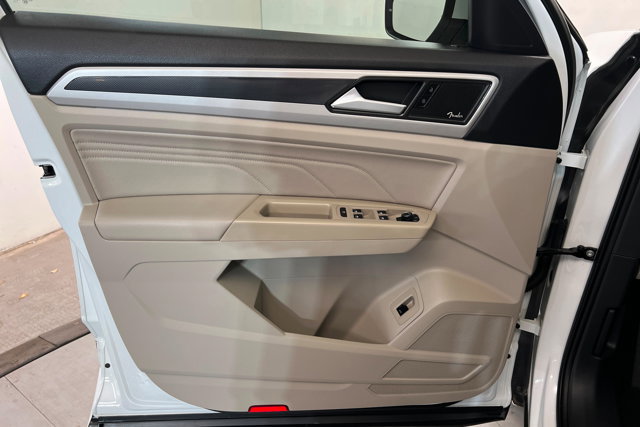 Used 2021 Volkswagen Atlas SEL Premium AWD/4WD image 14