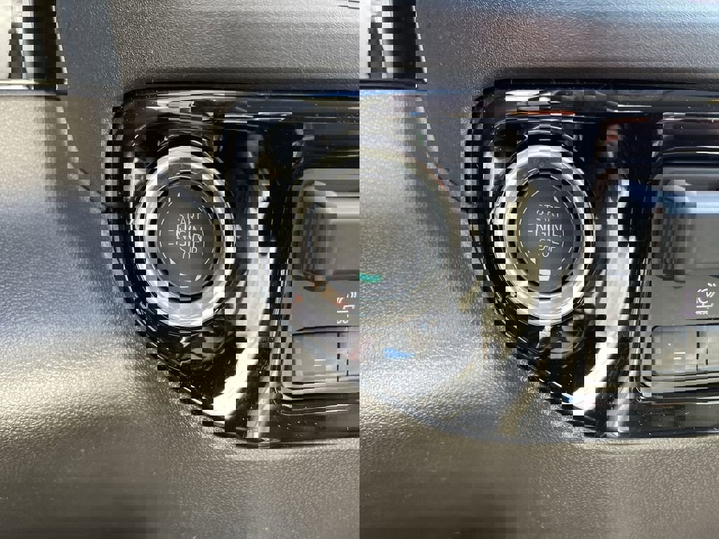 New 2026 GMC Sierra 1500 SLT w/ SLT Premium Plus Package image 17