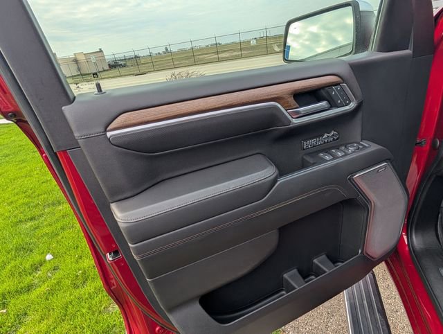 Certified 2022 Chevrolet Silverado 1500 High Country w/ Z71 Off-Road Package image 14