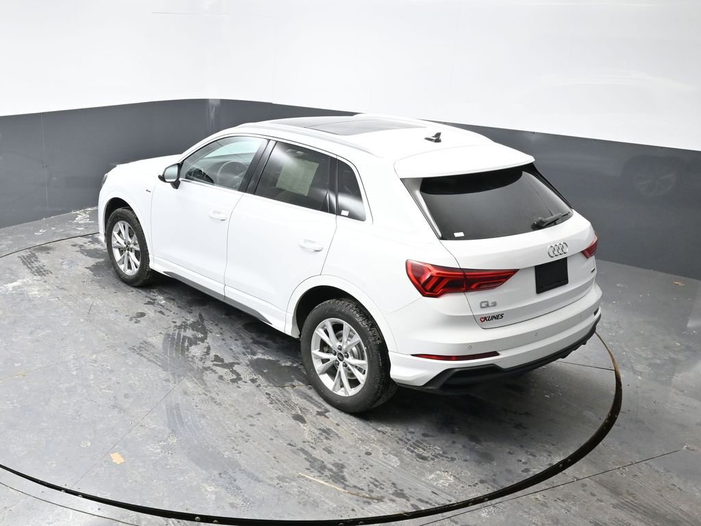 Used 2025 Audi Q3 2.0T Premium image 21