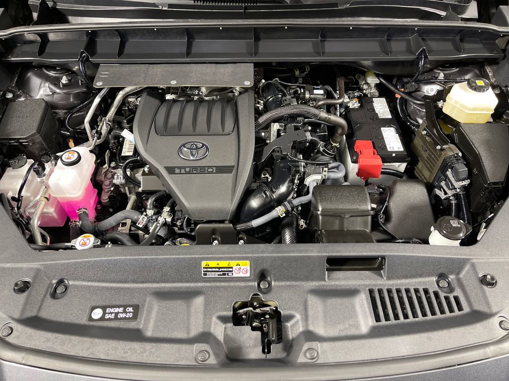 Certified 2025 Toyota Highlander XSE AWD/4WD image 9