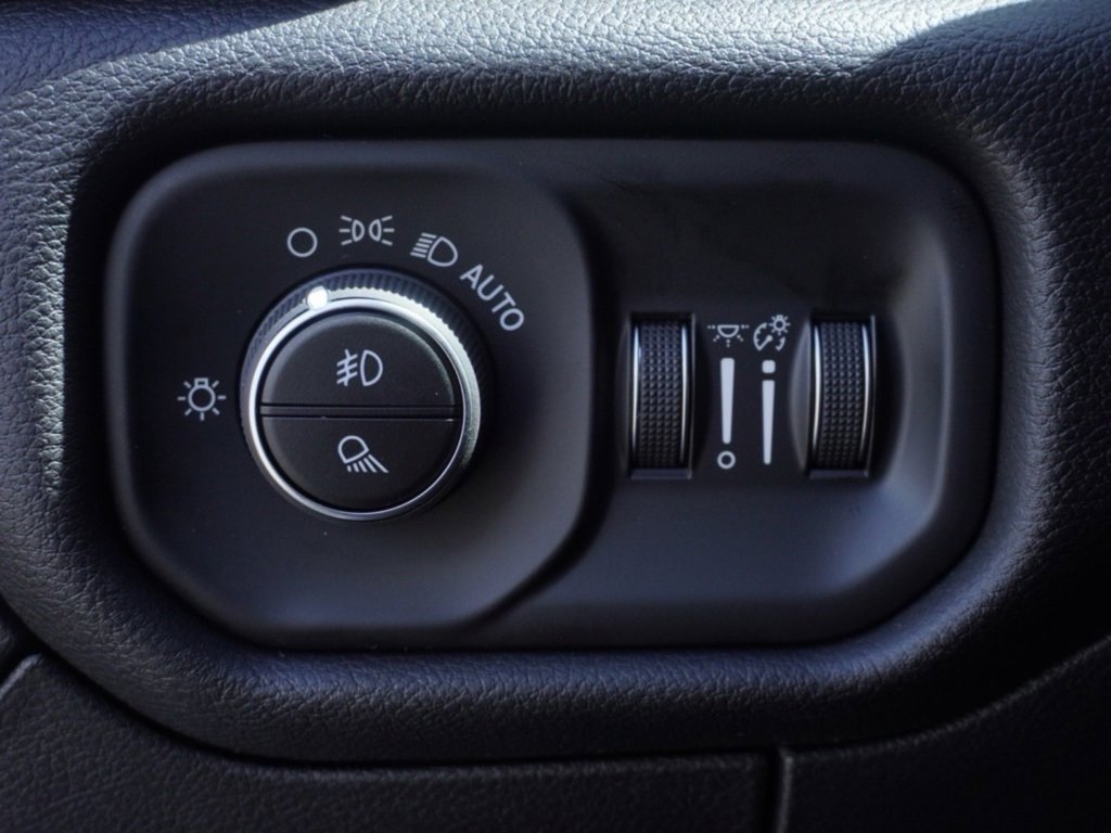 New 2026 RAM 1500 Rebel image 12