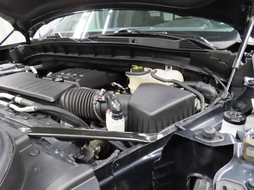 Used 2023 GMC Sierra 1500 SLE w/ Preferred Package image 18