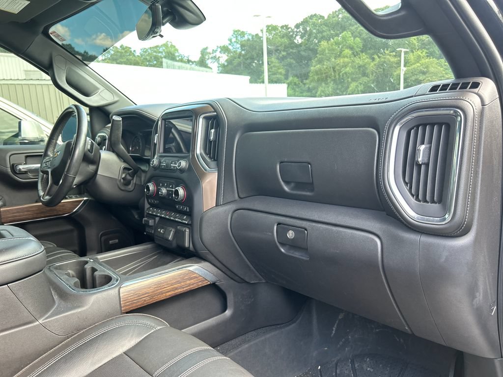 Used 2021 Chevrolet Silverado 1500 High Country w/ Technology Package AWD/4WD image 15