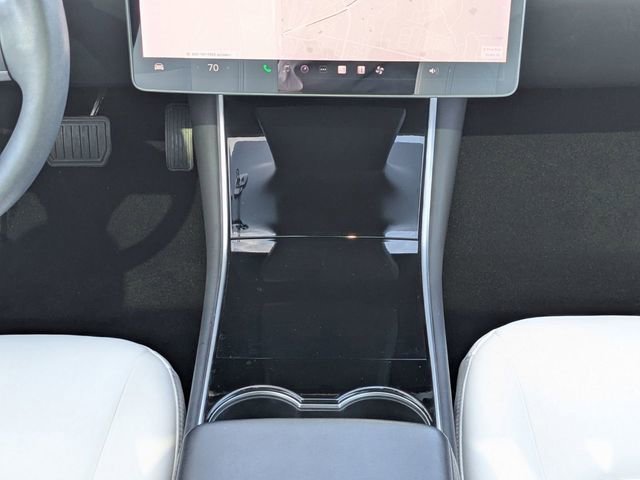 Used 2019 Tesla Model 3 Standard Range Plus image 17