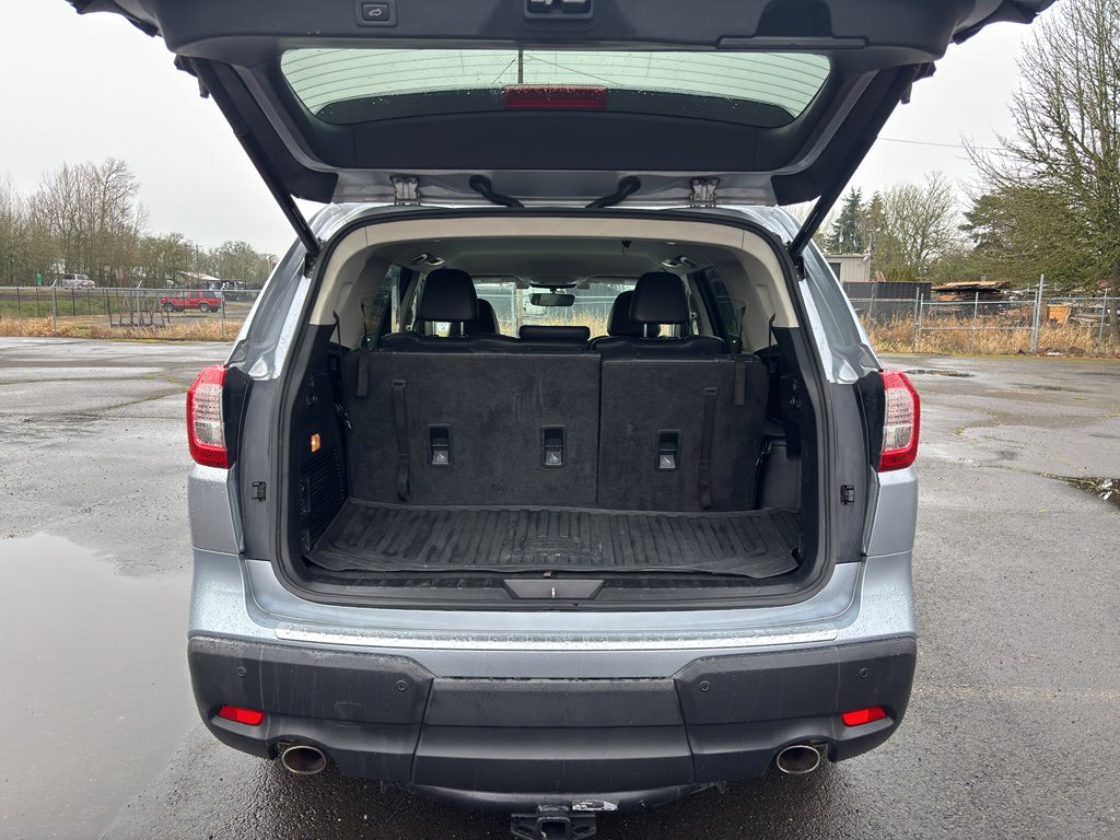 Used 2019 Subaru Ascent Limited w/ Popular Package #2 image 9