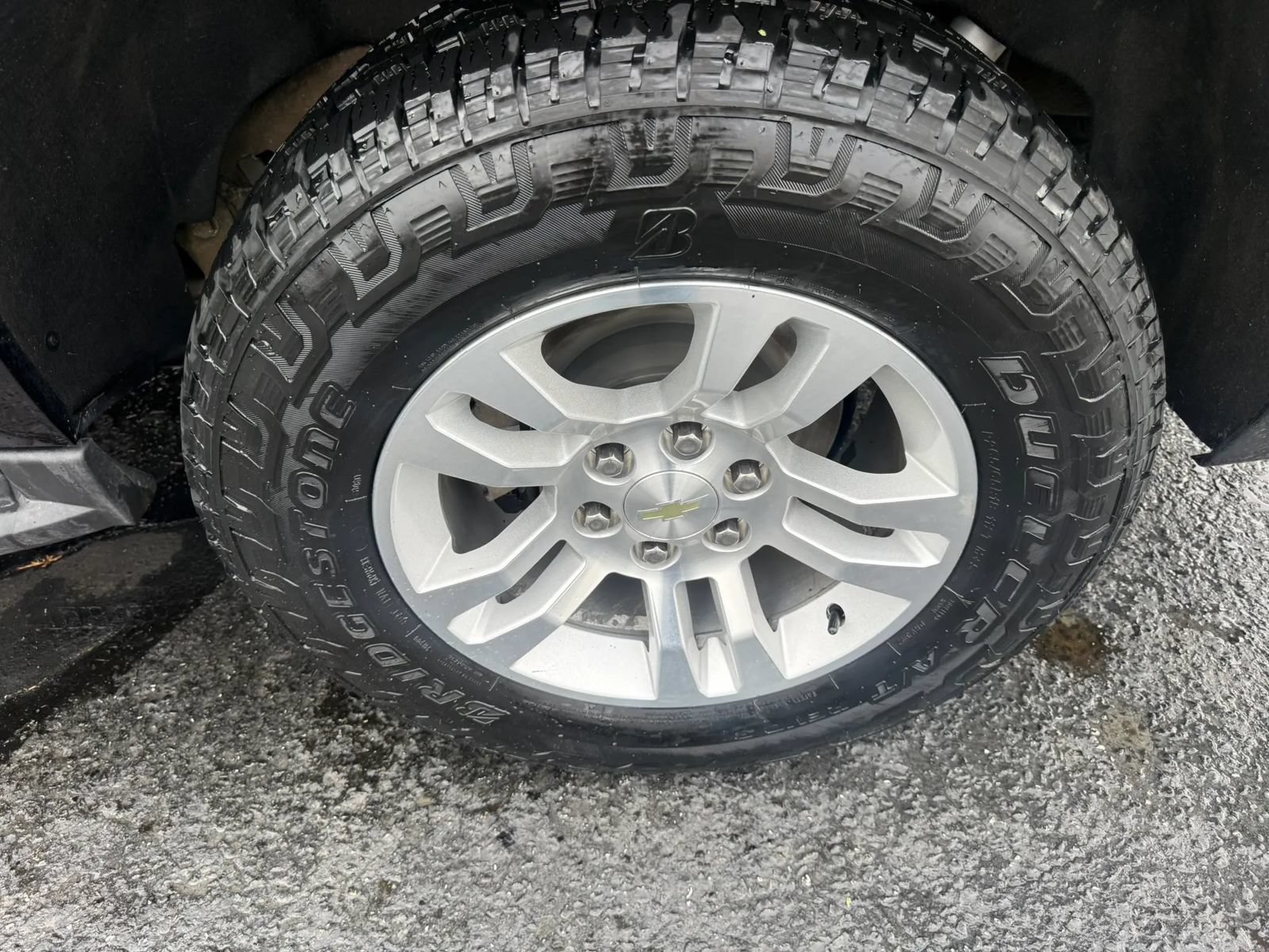 Used 2017 Chevrolet Suburban LT AWD/4WD image 56