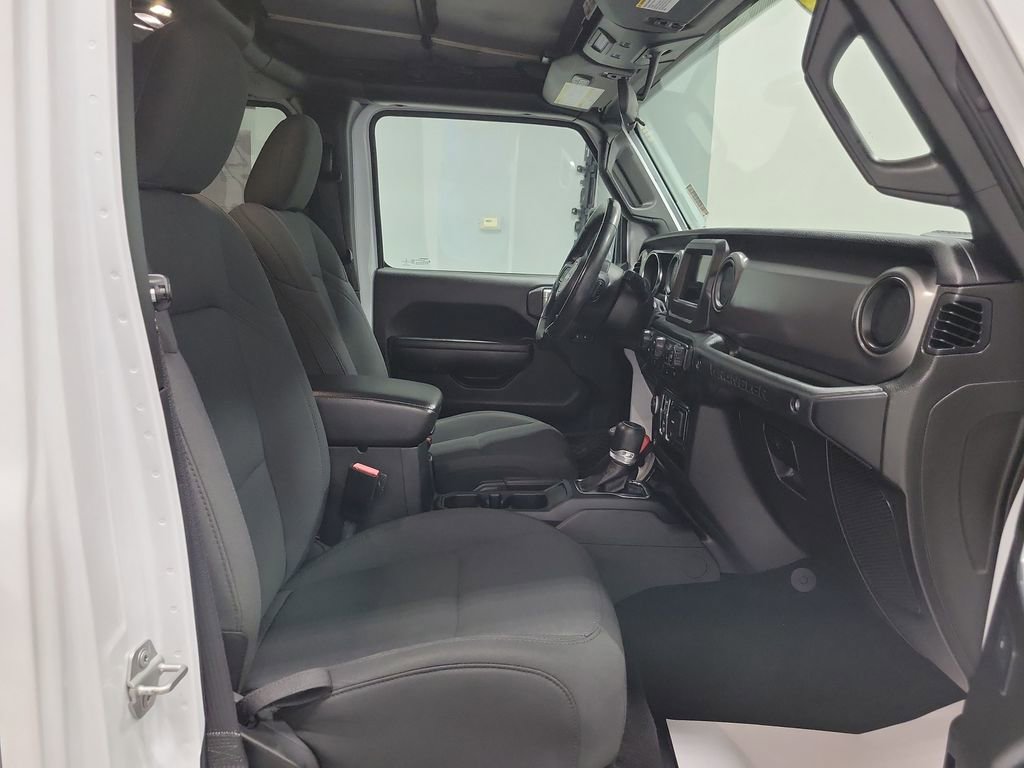 Certified 2021 Jeep Wrangler Unlimited Sport AWD/4WD image 19