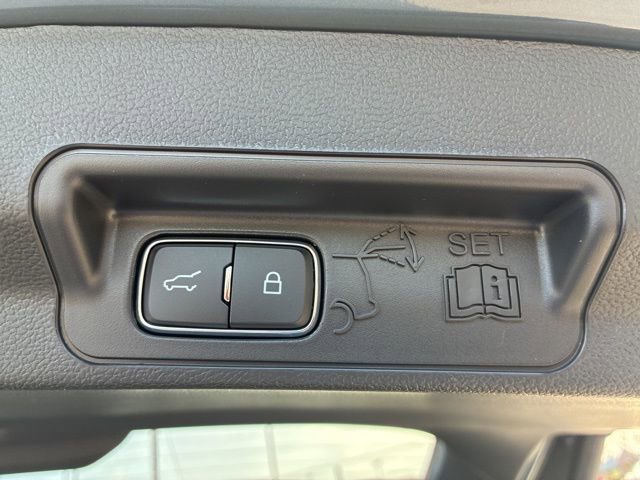 New 2026 Ford Explorer ST w/ Sun And Sound Package image 8