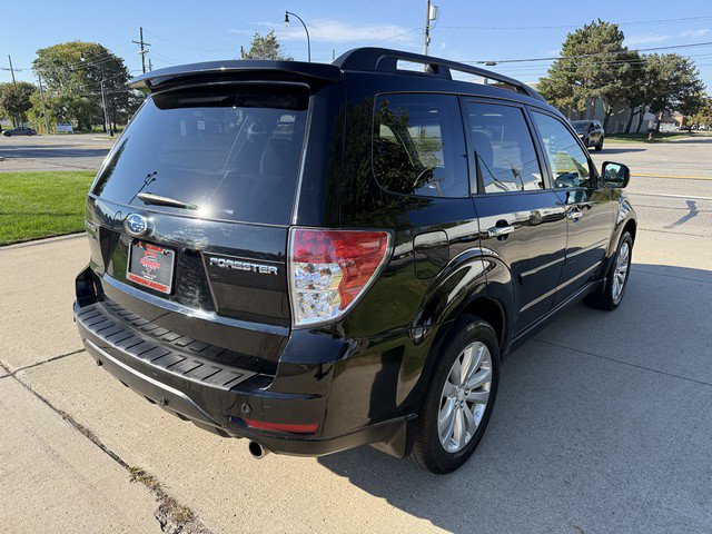 Used 2012 Subaru Forester 2.5X Premium AWD/4WD image 5