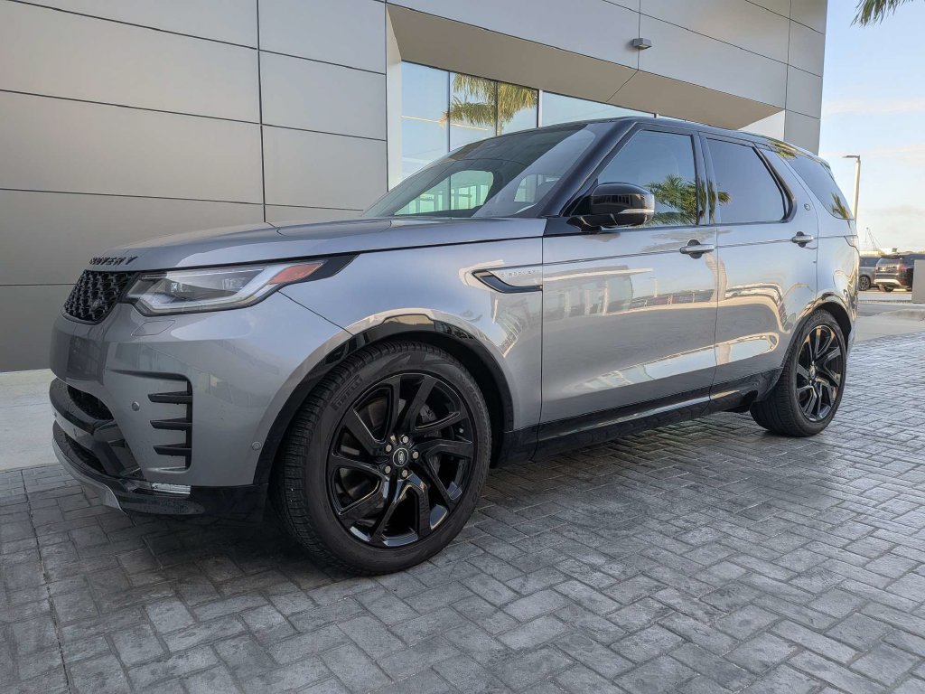 Certified 2025 Land Rover Discovery Dynamic SE