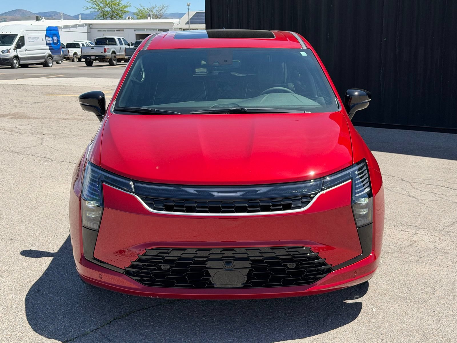 New 2027 Chrysler Pacifica Limited FWD image 3