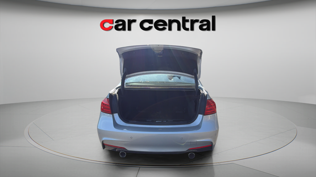 Used 2014 BMW ActiveHybrid 3 RWD image 11