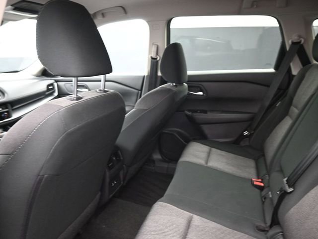 Used 2025 Nissan Rogue SV FWD image 23